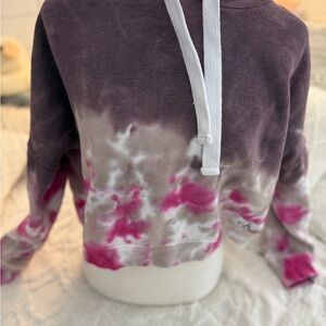 Calvin Klein Jeans  Cropped Purple and Pink Tie-Dye Hoodie